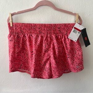 NWT Nike size large women’s pink dri-fit training shorts